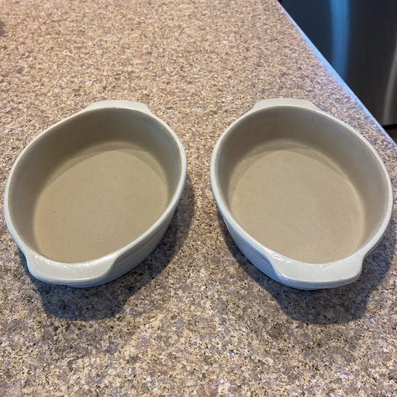 2 Pampered Chef Stonewear New Traditions Collection USA Oval Baking Dishes USED - Picture 7 of 16